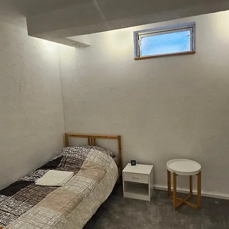 Apartment Modernisiertes Gartenapartment