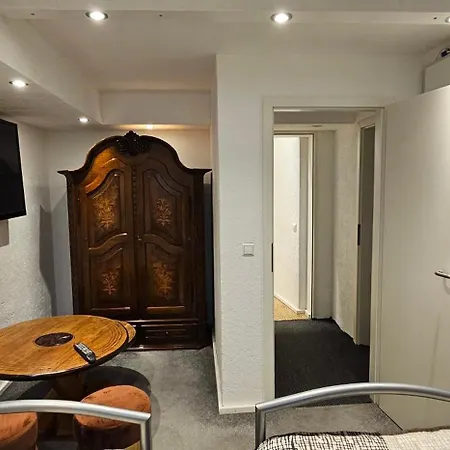 Modernisiertes Gartenapartment Ketsch