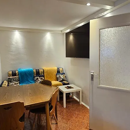 Modernisiertes Gartenapartment * Ketsch